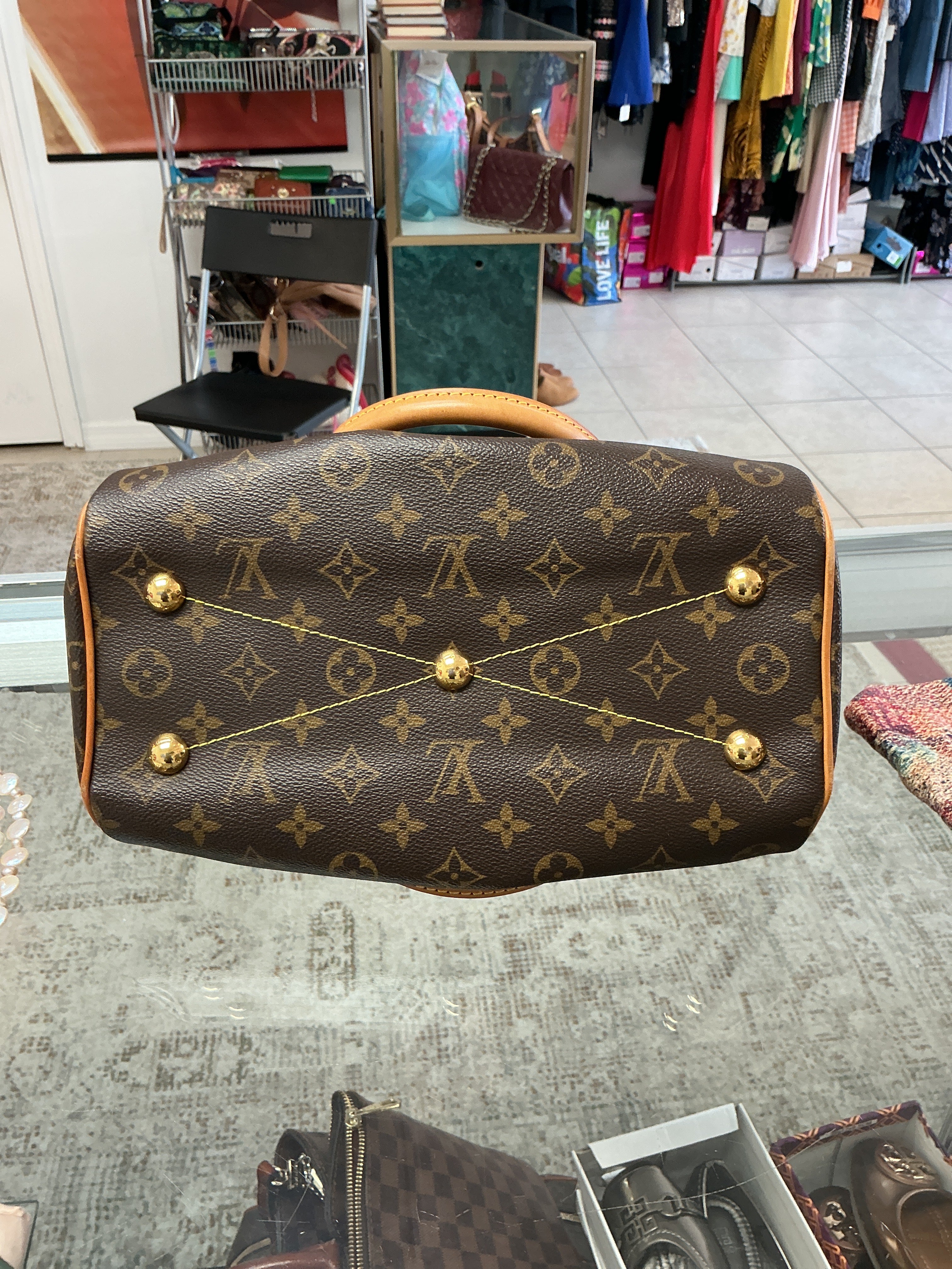 Louis Vuitton Monogram Tivoli GM Handbag - Preowned